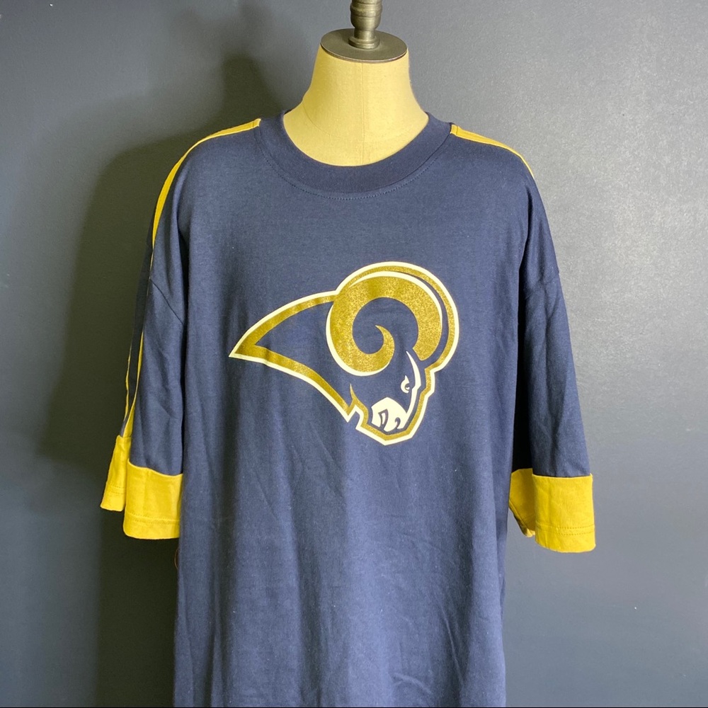 NWT LA Rams T-shirt L